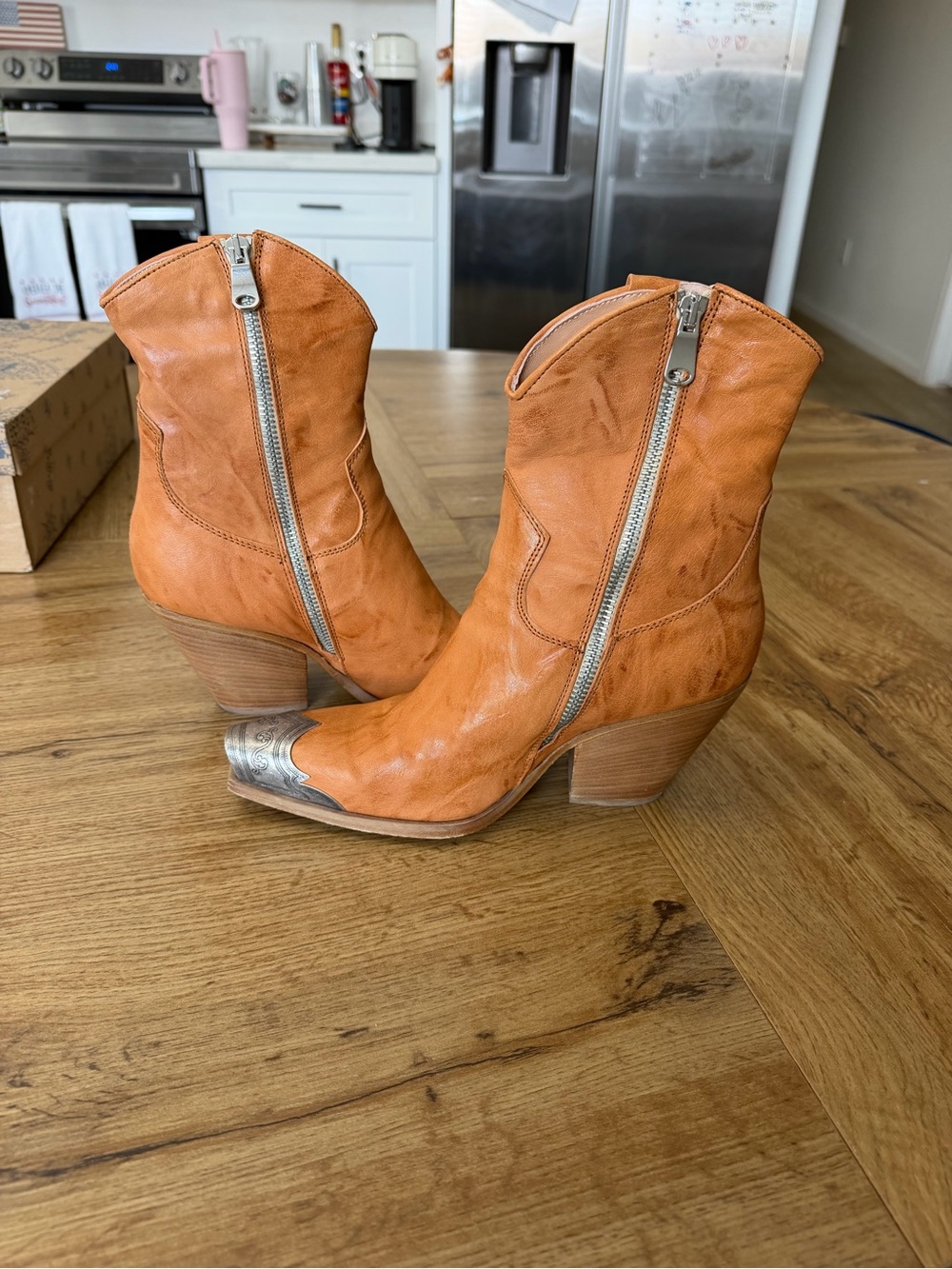 Free People Brayden Western Cowboy Ankle Boots Tan Leather Metal Toe 37.5 7.5 - Picture 5 of 6